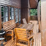 Amazing Home In Midsund With Wifi בית נופש *