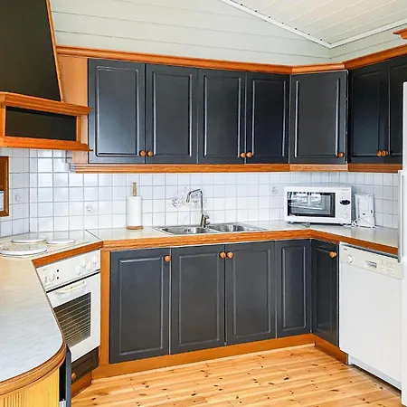 In With Kitchen Holiday home Midsund