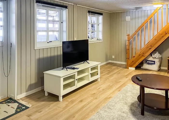 4 Bedroom In Vakantiehuis Misund