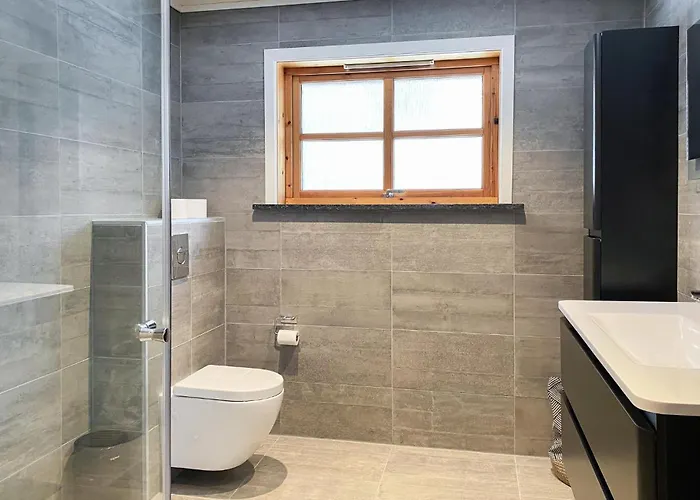 4 Bedroom In Misund
